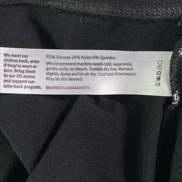 Eileen Fisher Black Crepe Pants, Pull-on, EUC Sz S - Picture 10 of 10